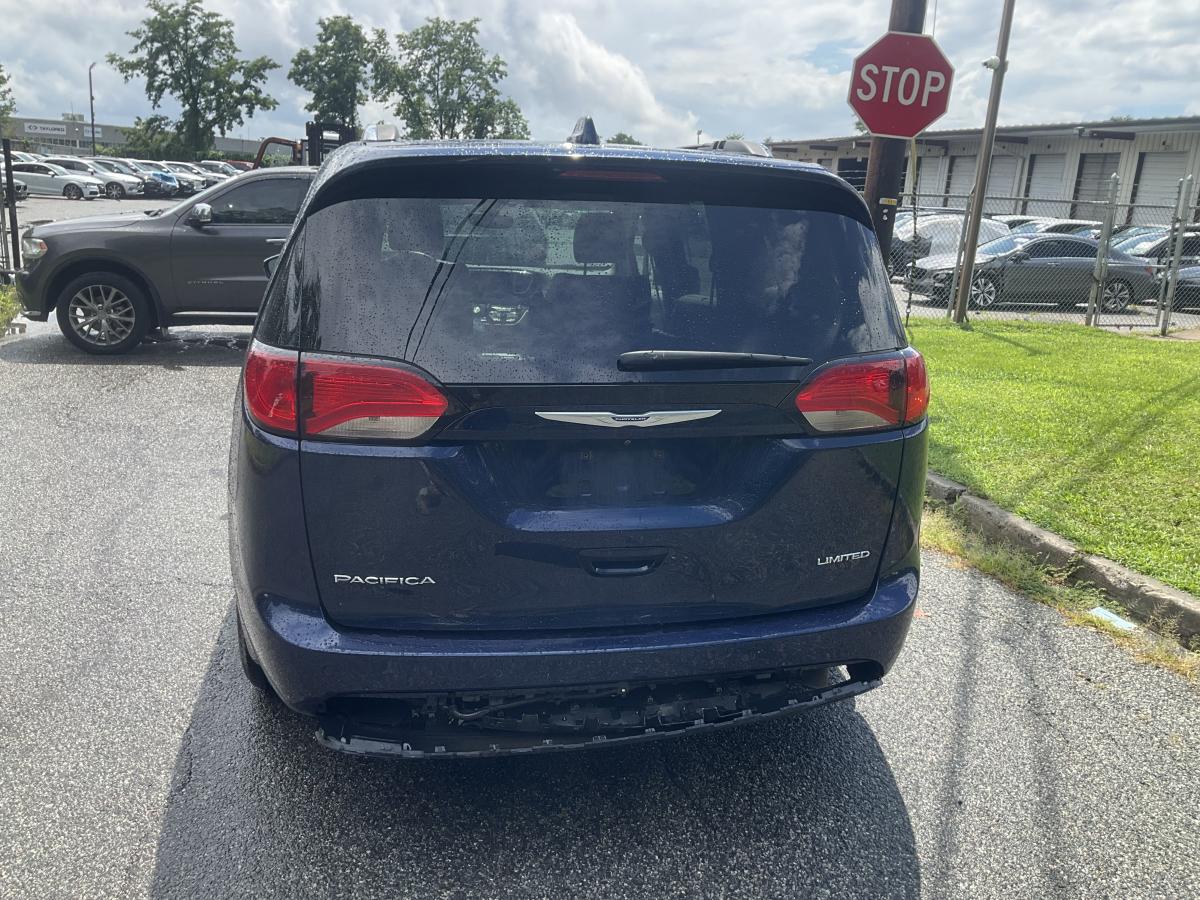 Chrysler Pacifica Limited 3.6 v6 Pentastar — Zerknijmy na uszkodzenia, zdjęcie 3
